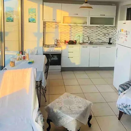Amazing Location 2 Bed In Bodrum Mugla * טורגוטריס